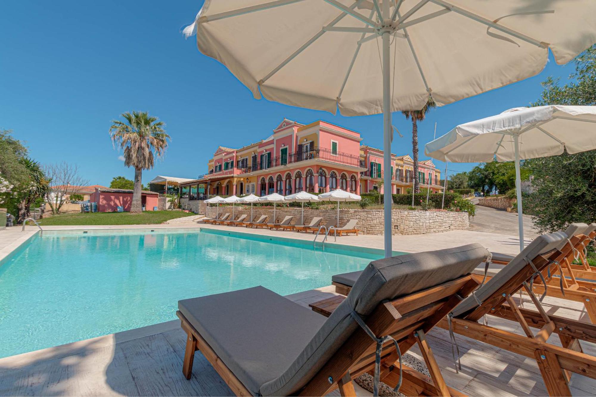 Ionian Arches Hotel Гувия Екстериор снимка